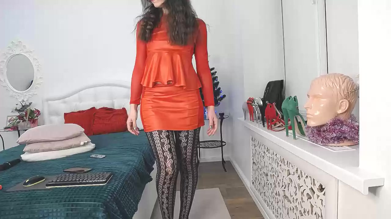 Model - DianaWantsSex feet