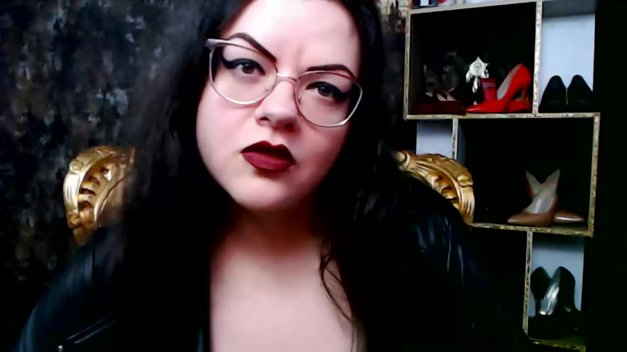 Model - MissLilianLestrange domination