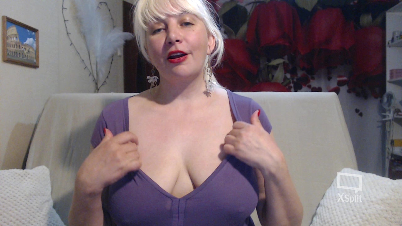 Model - NancyPeach toys