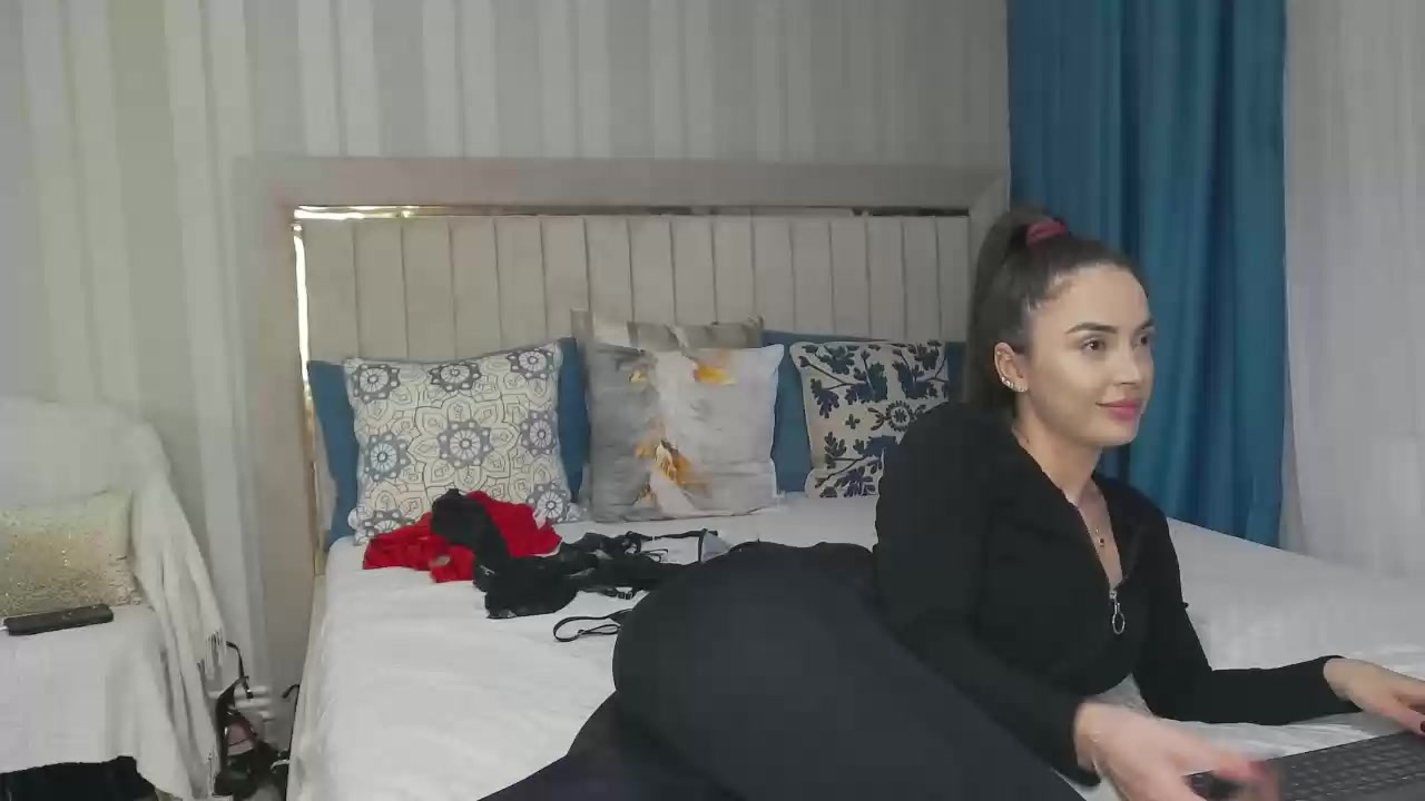 Model - Alessia Bailey ass