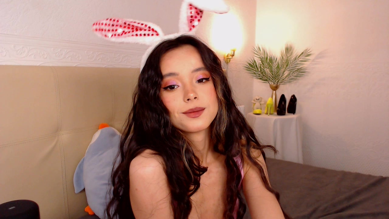 Model - Lia_Hetty deepthroat