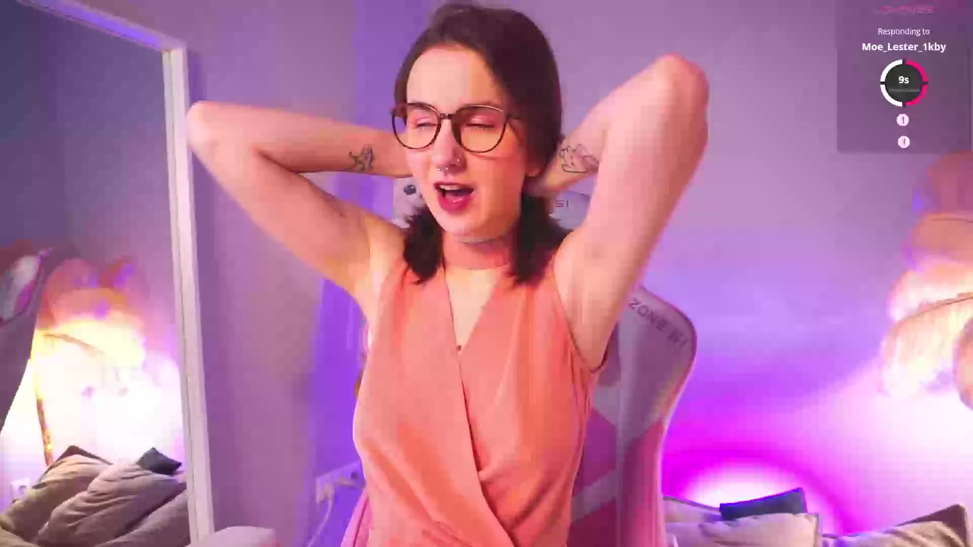 Model - Frances smalltits