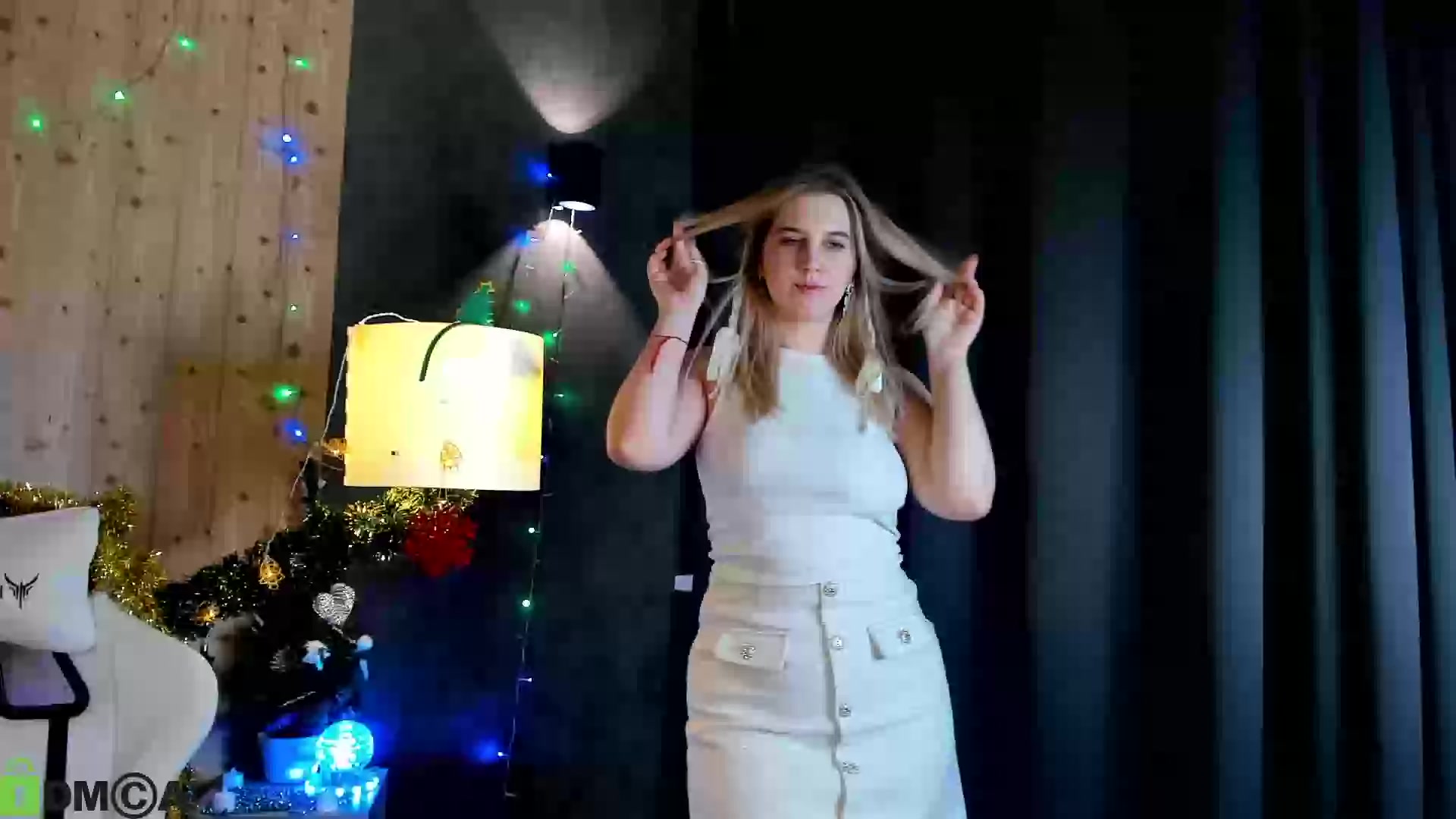 Model - Luna striptease