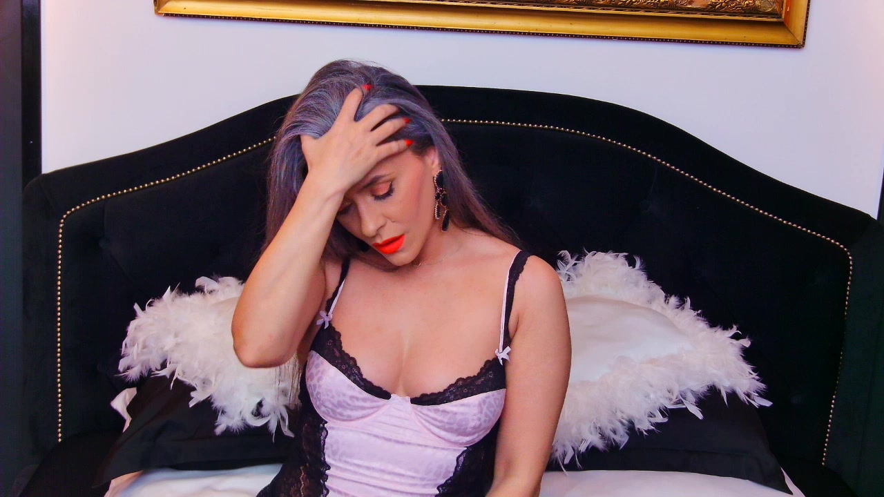 Model - OliviaFoxx toys