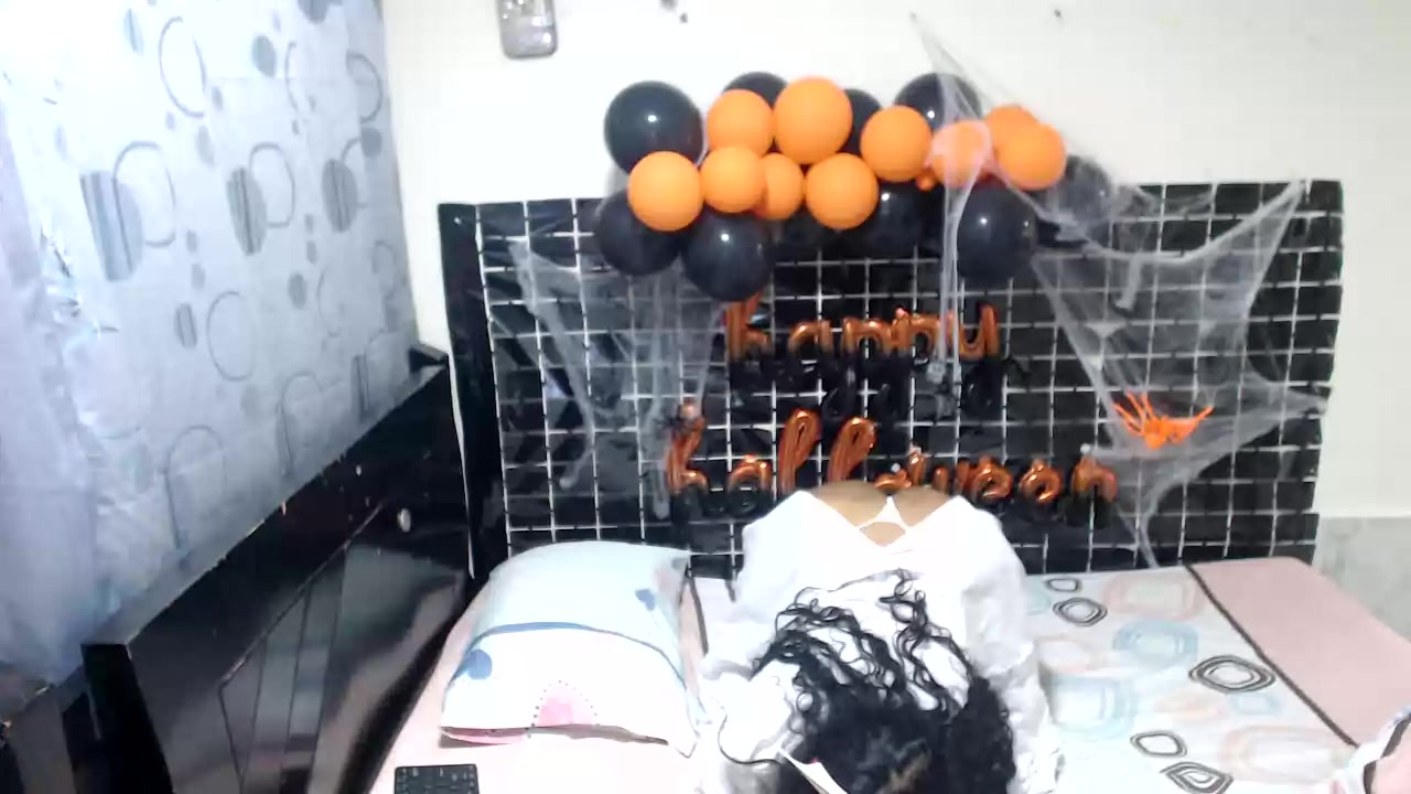 Model - PERLA_NEGRA_ footfetish