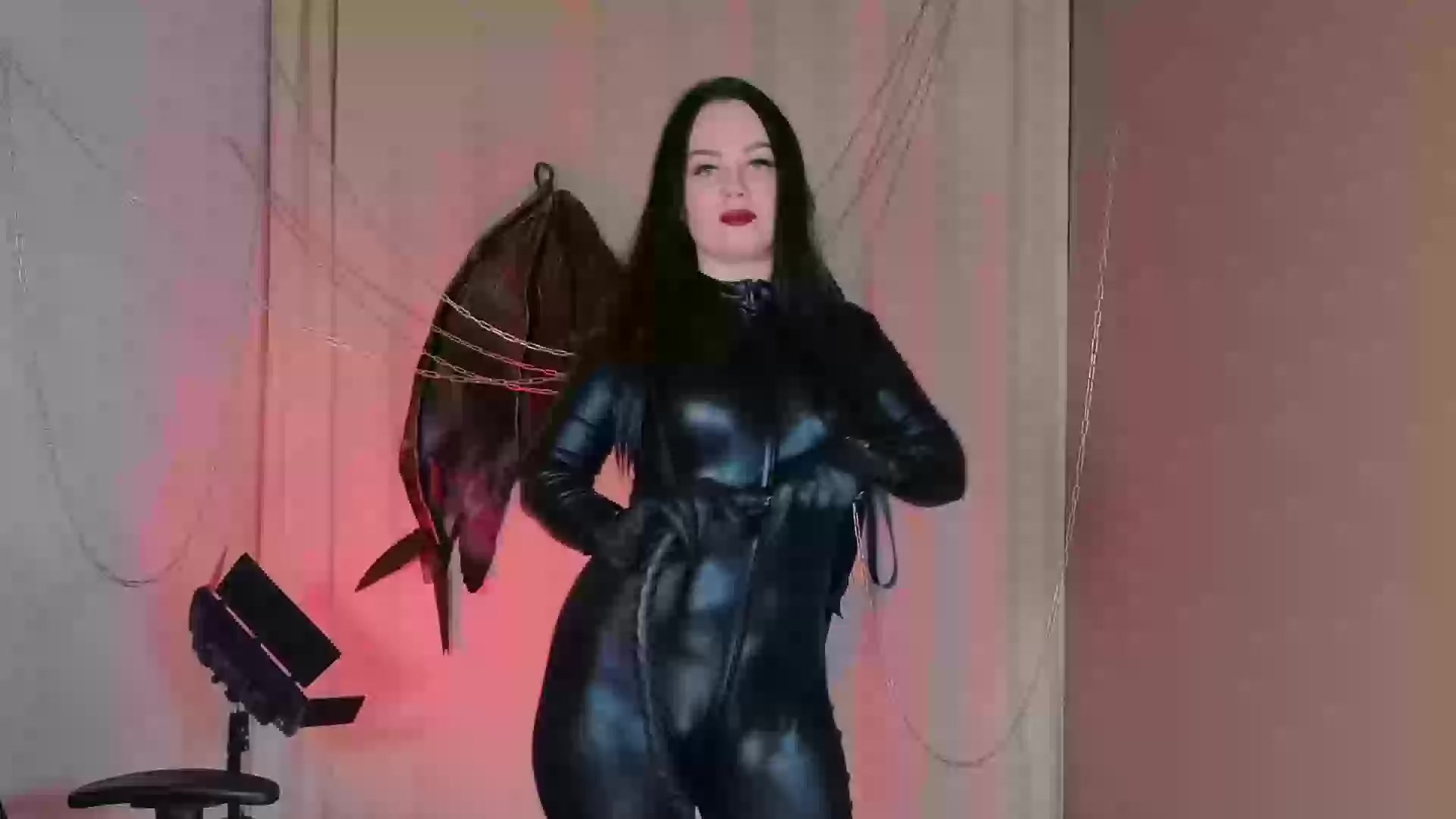 Model - Jolie femdom