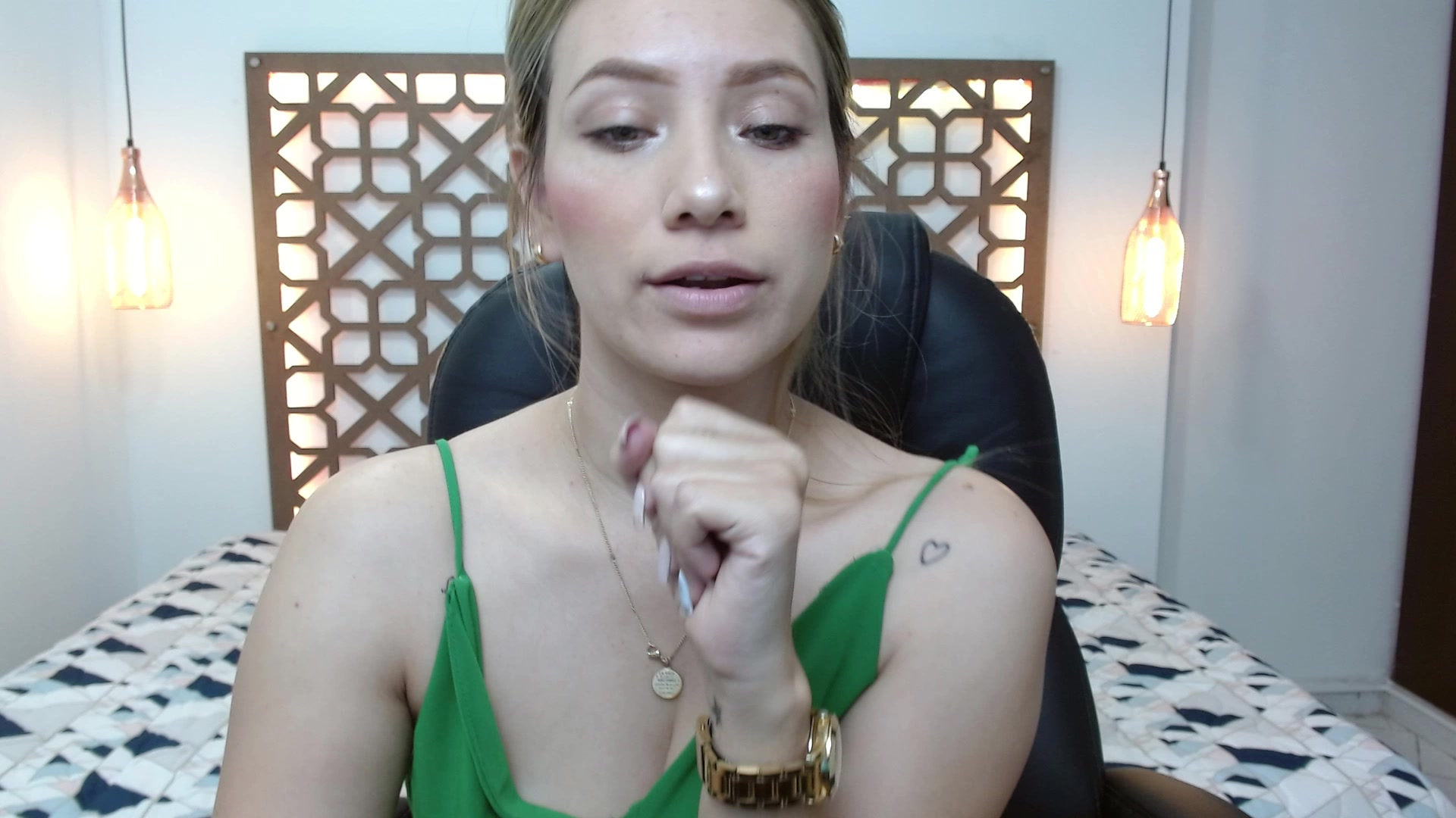 Model - Sarah Kater anal