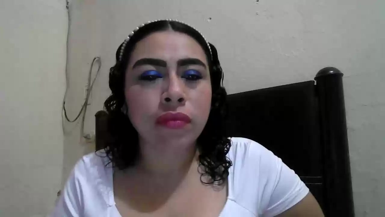 Model - DalilahMx greeneyes