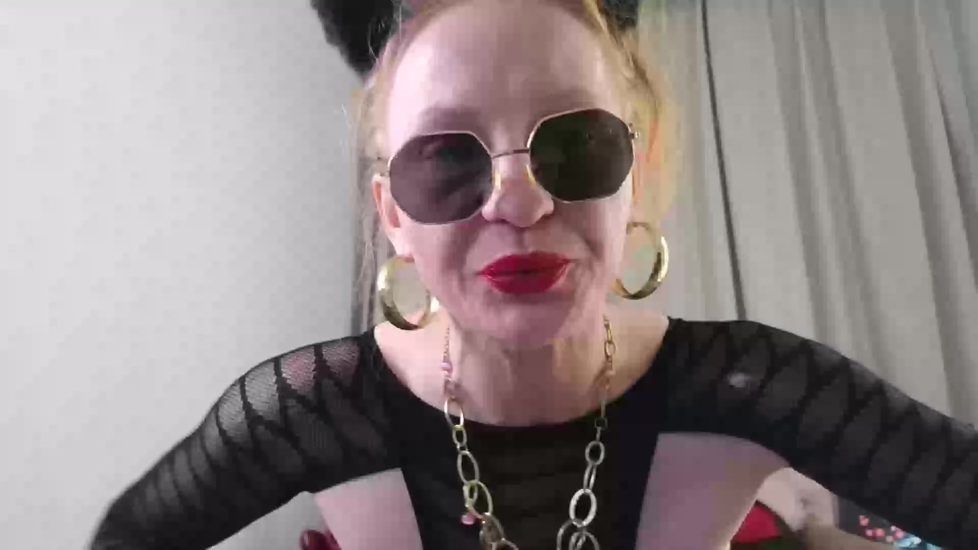 Model - Squirty Alisa roleplay