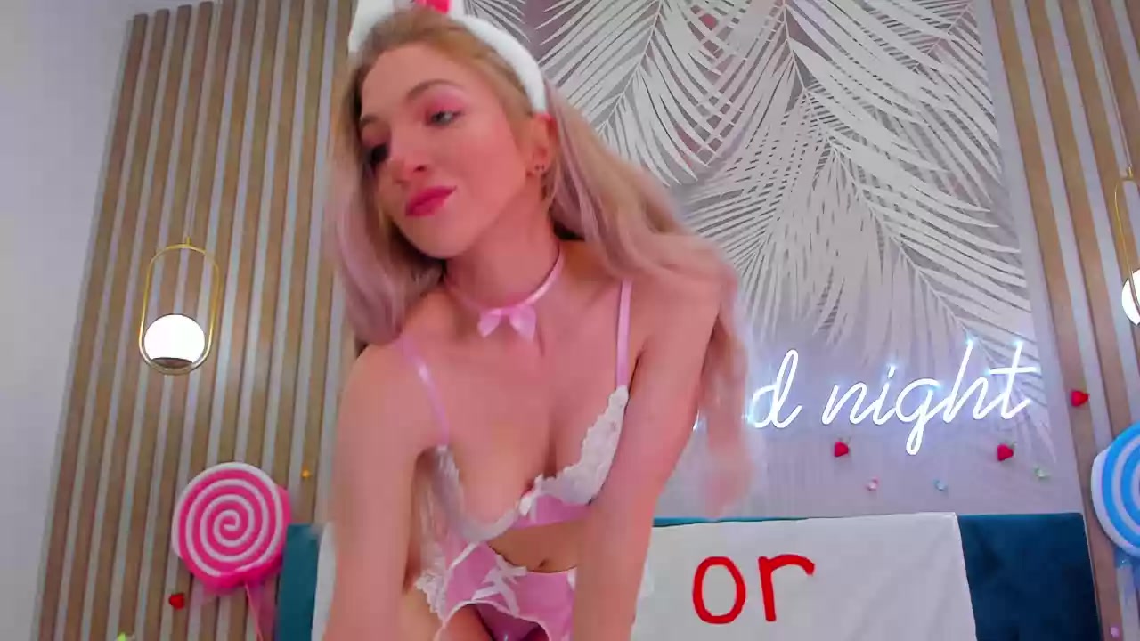 Emily Hart teen Model - Emily Hart teen