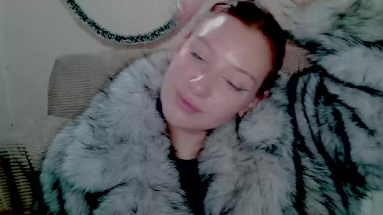 Model - Lily_Ember roleplay