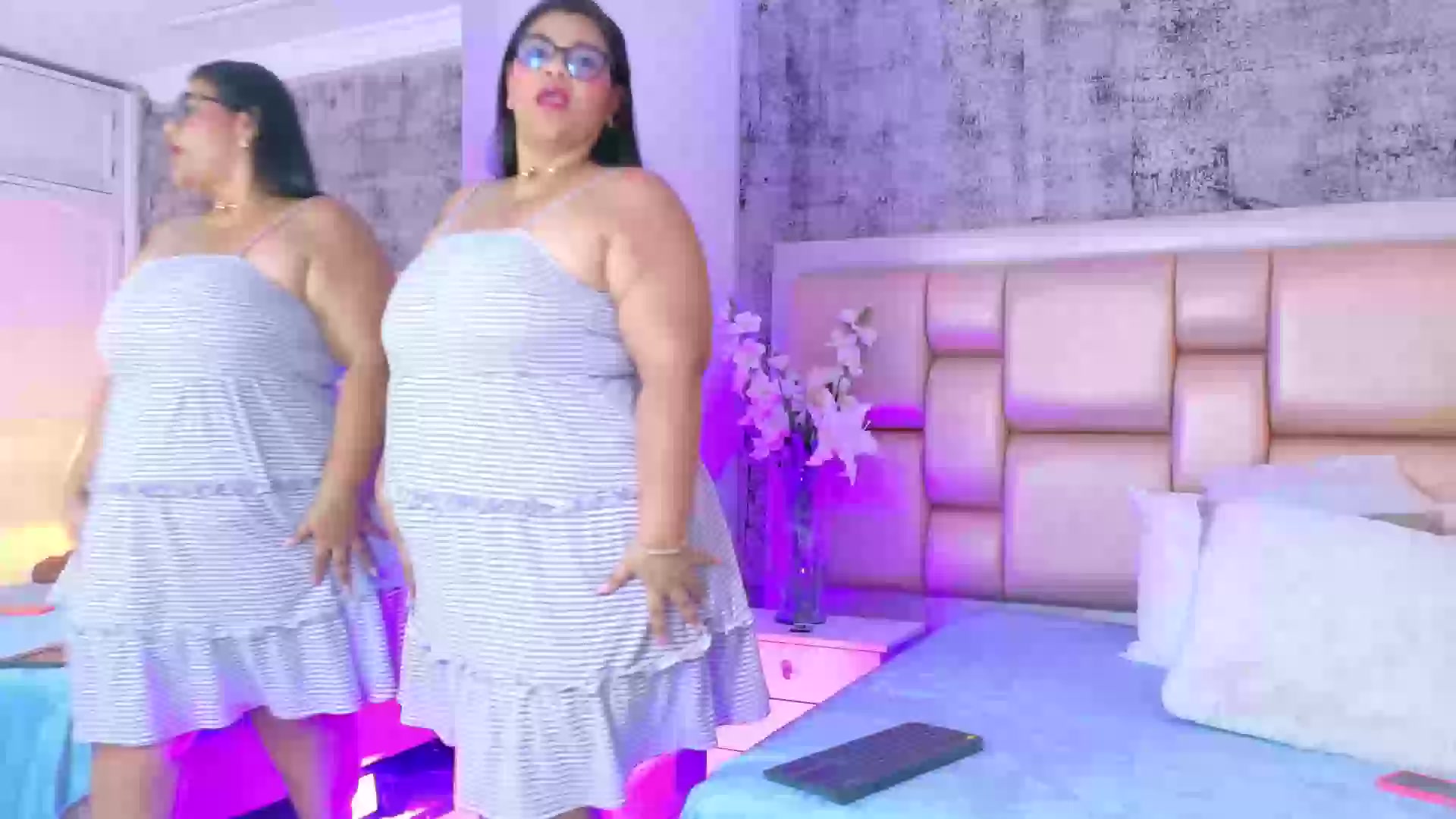 Model - SelennaCooper deepthroat