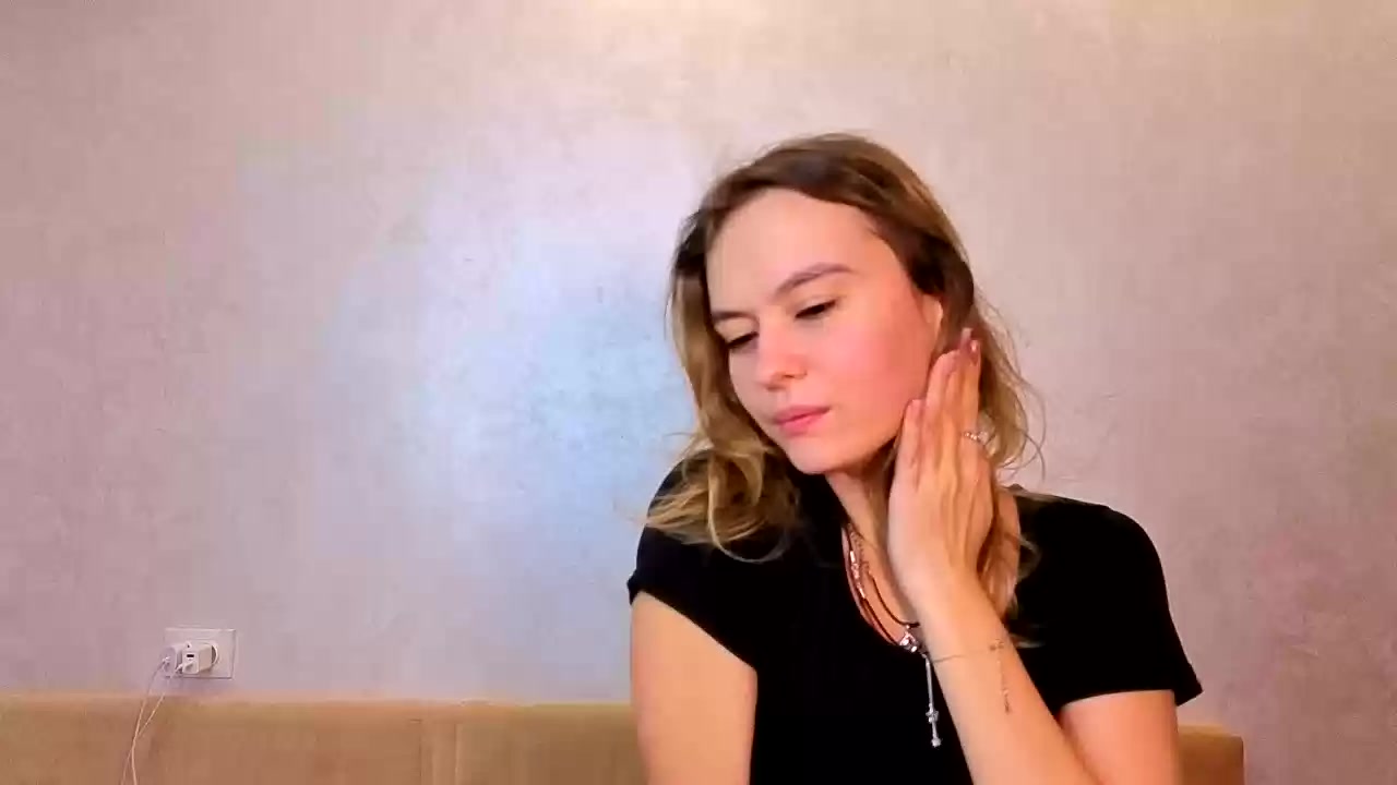 Model - DevonaCast anal