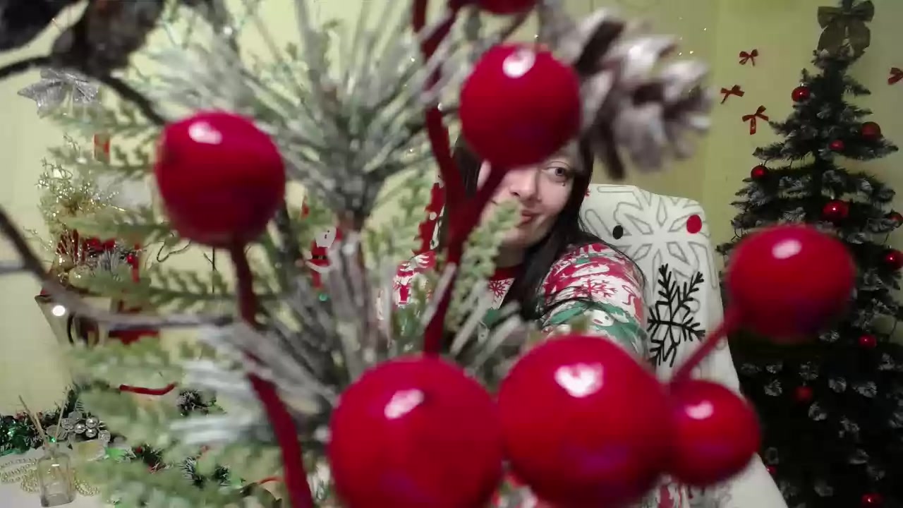 Model - Scarlett natural