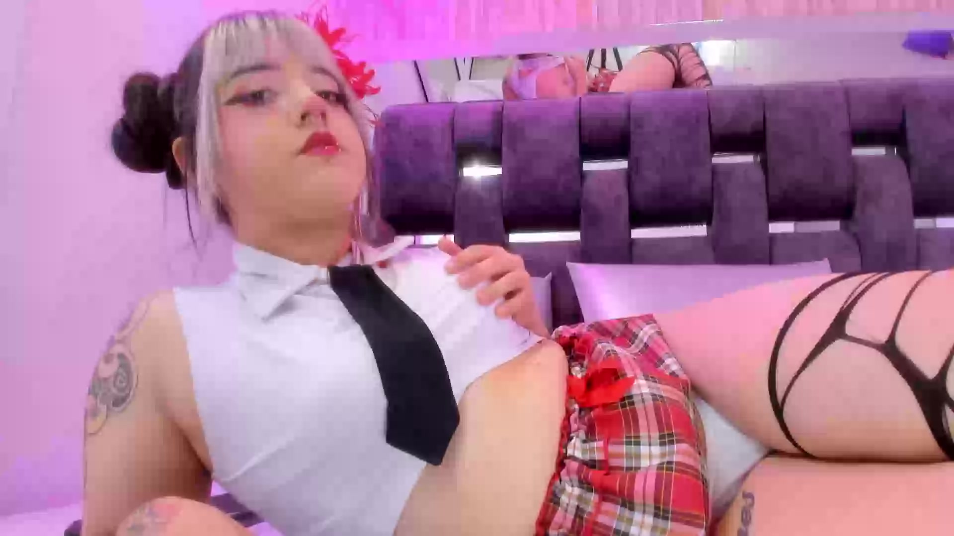 Model - CharlotteMyers anal