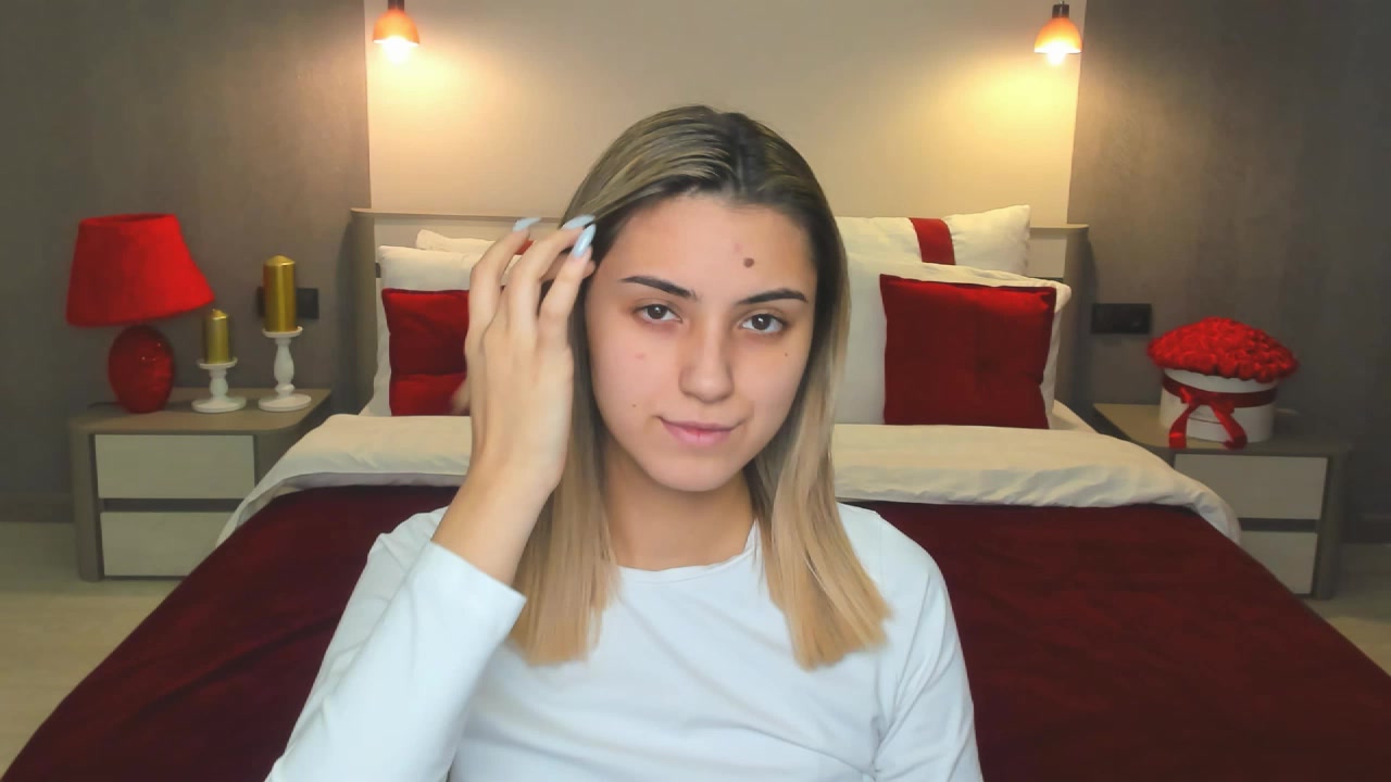 Model - CamillaLaws shy