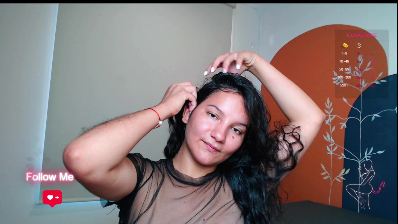 Model - Lily Brownn bigboobs