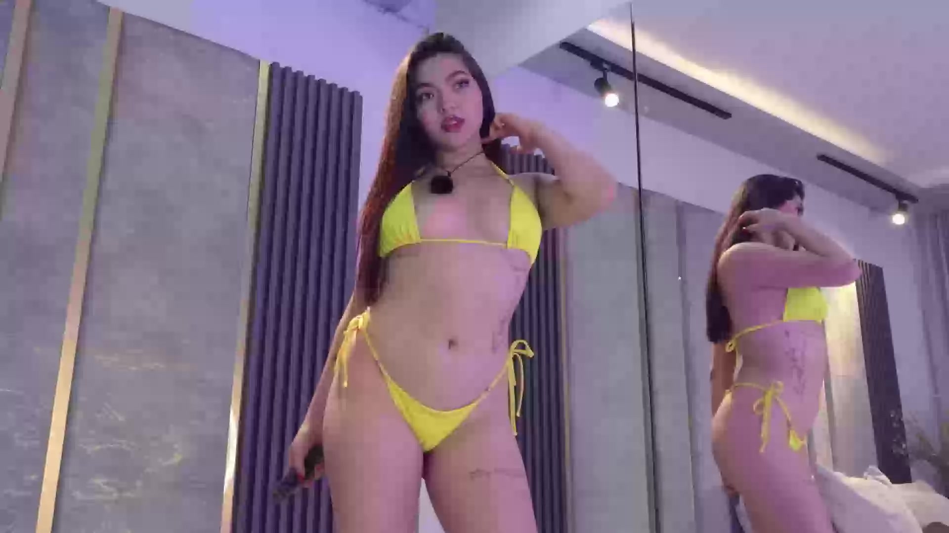 Model - SamanthaSimons dominatrix