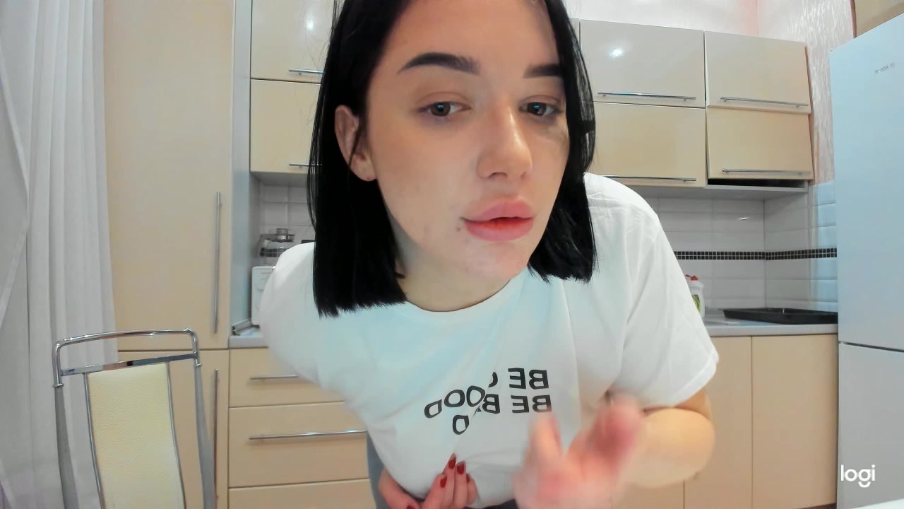 Model - Kiki dirtytalk