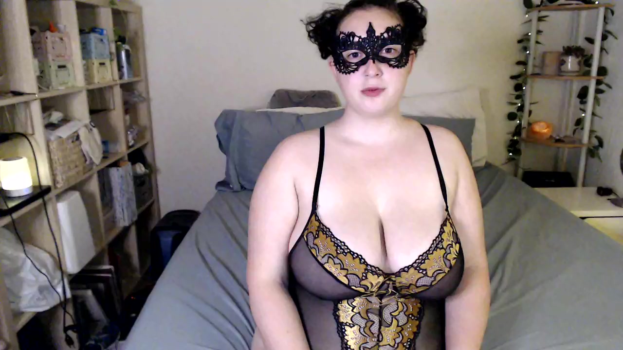 Model - CurvesandCurlsxxx bigtits