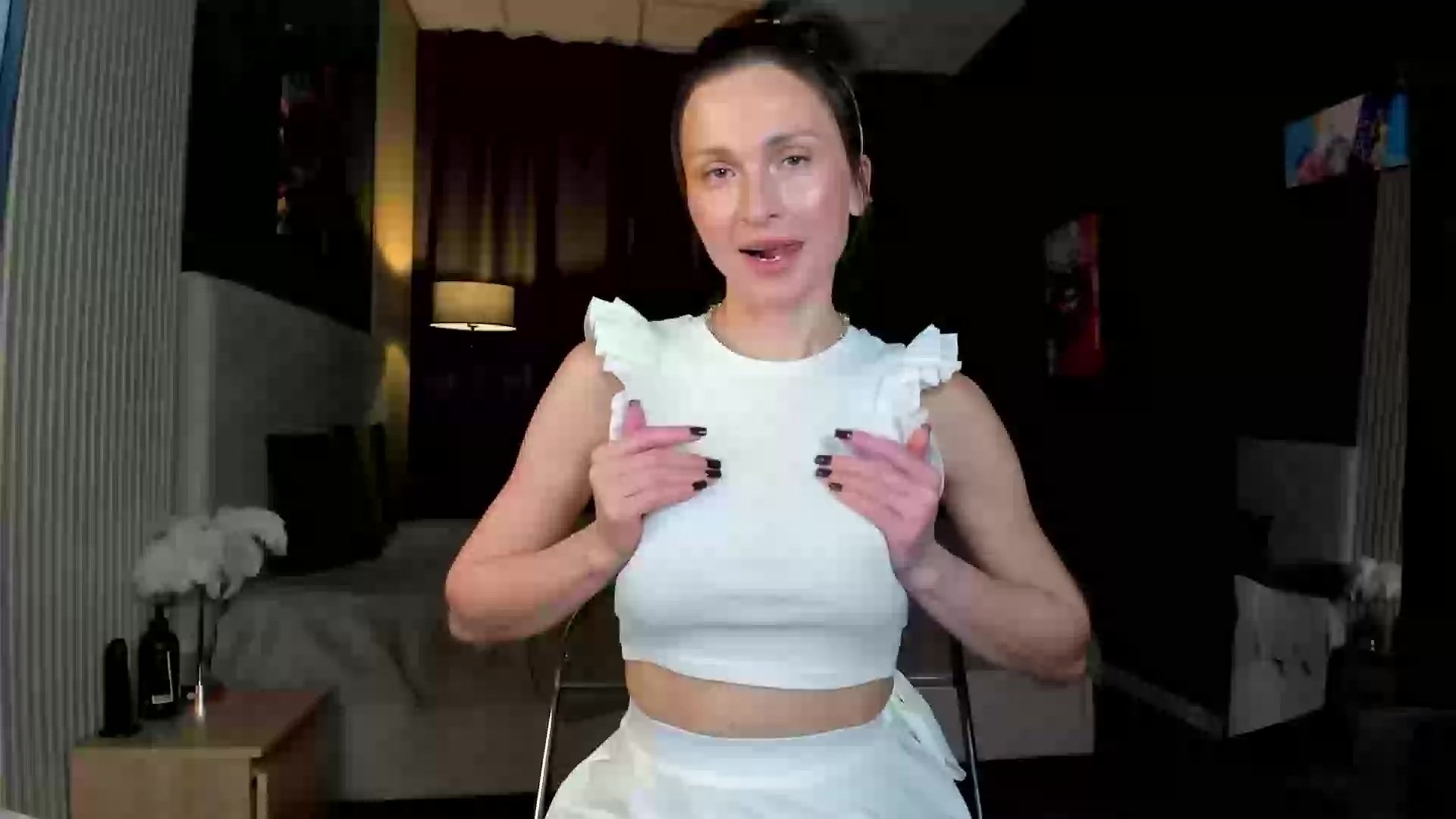 Model - Beatrice sexy