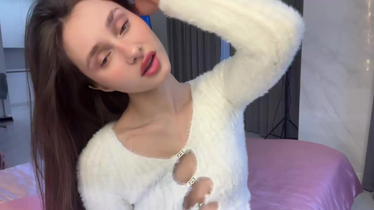 Model - Lazara striptease