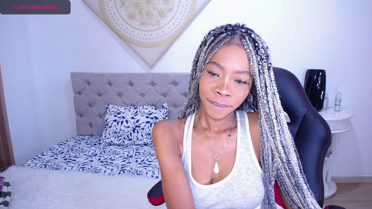 Model - aria_brown pussy