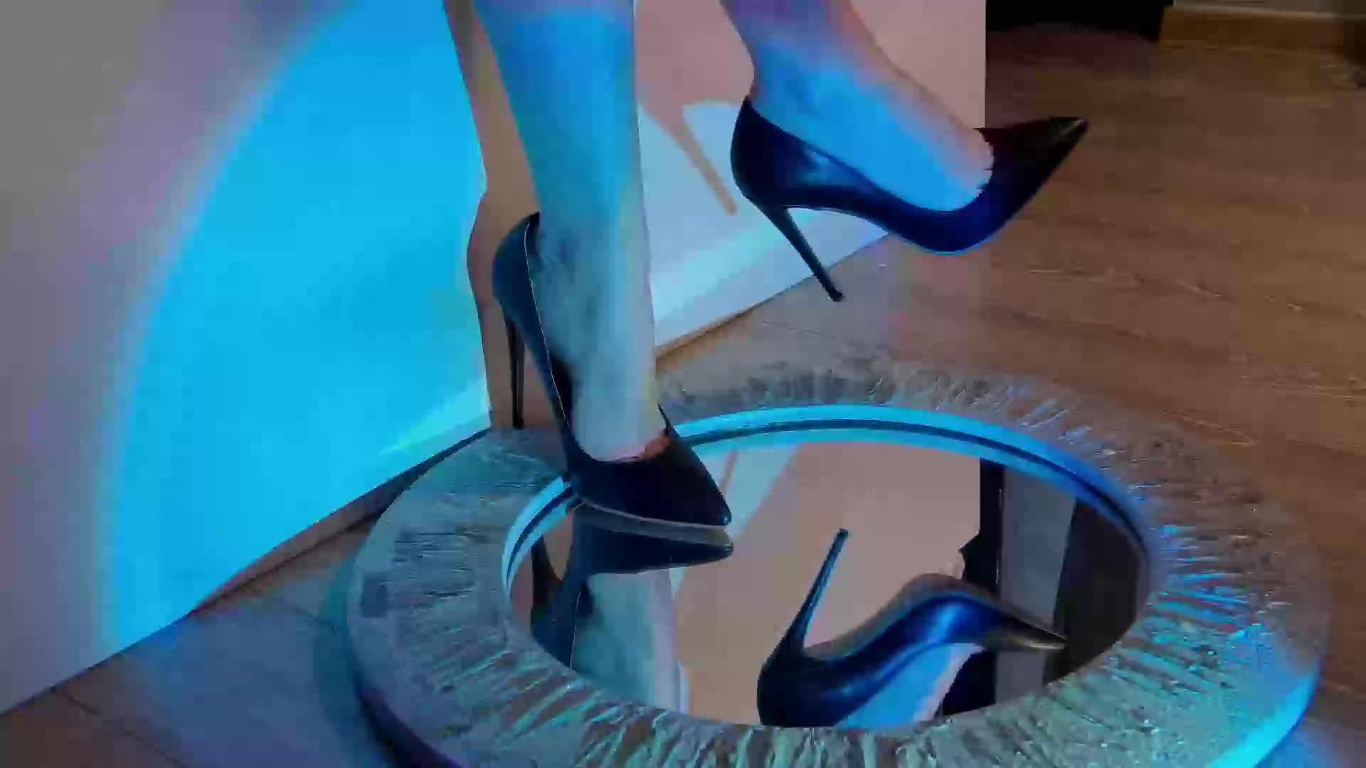 Model - AvaEmine findom