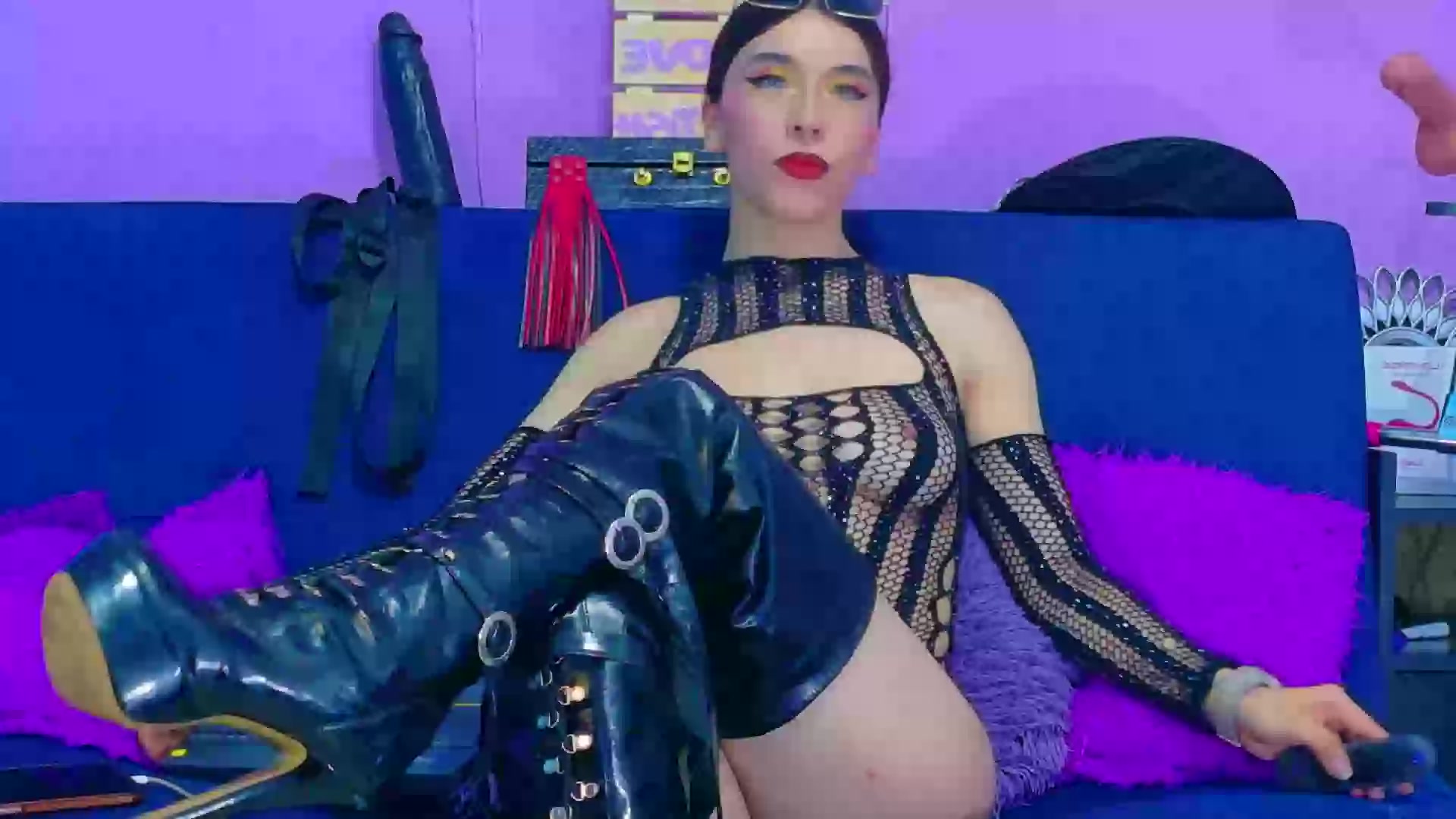 Model - Sofibrandford heels