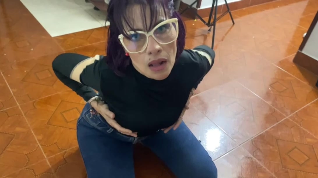 Model - Mommy_Melania anal