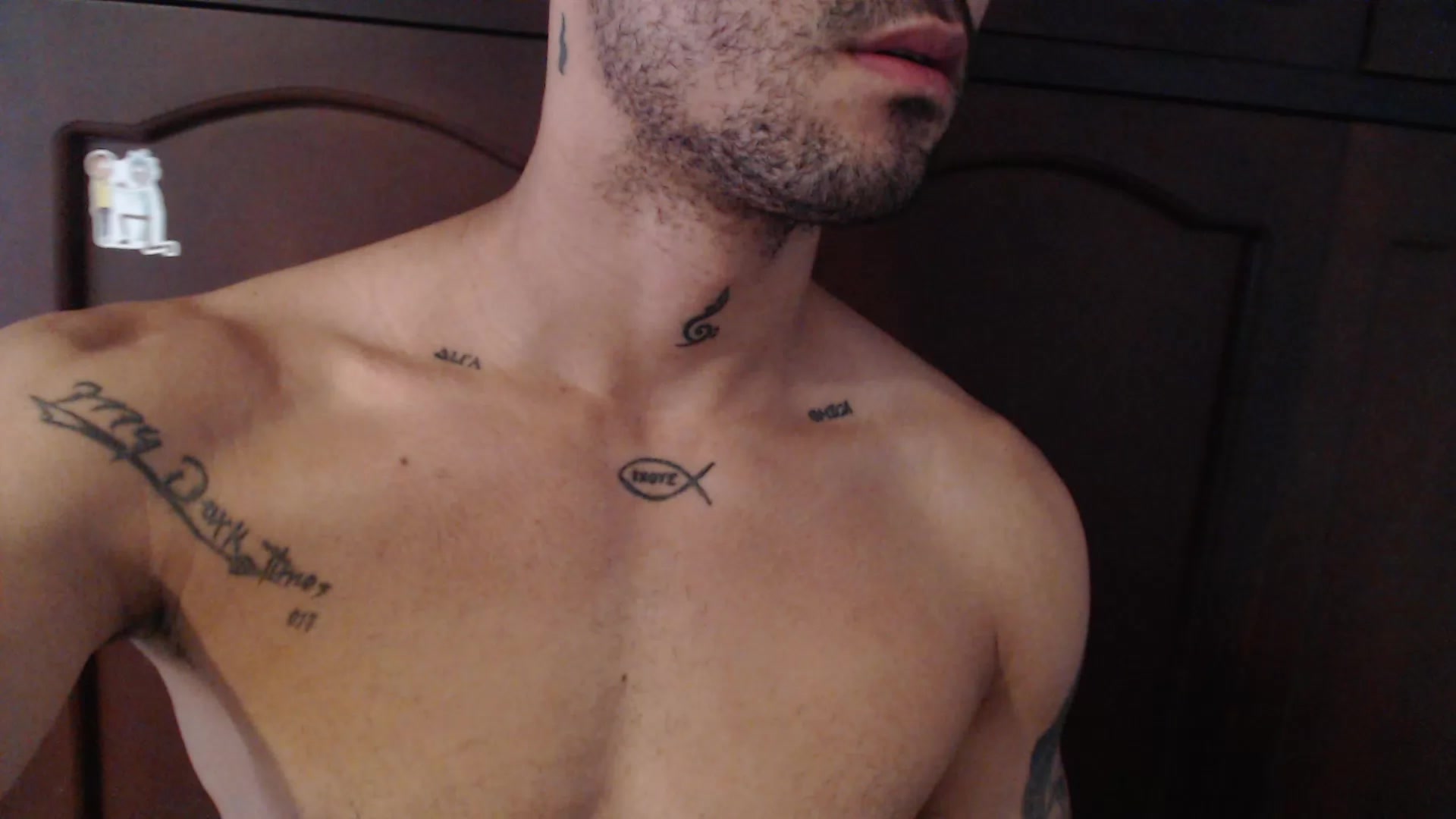 Model - Adrianno Paussen striptease