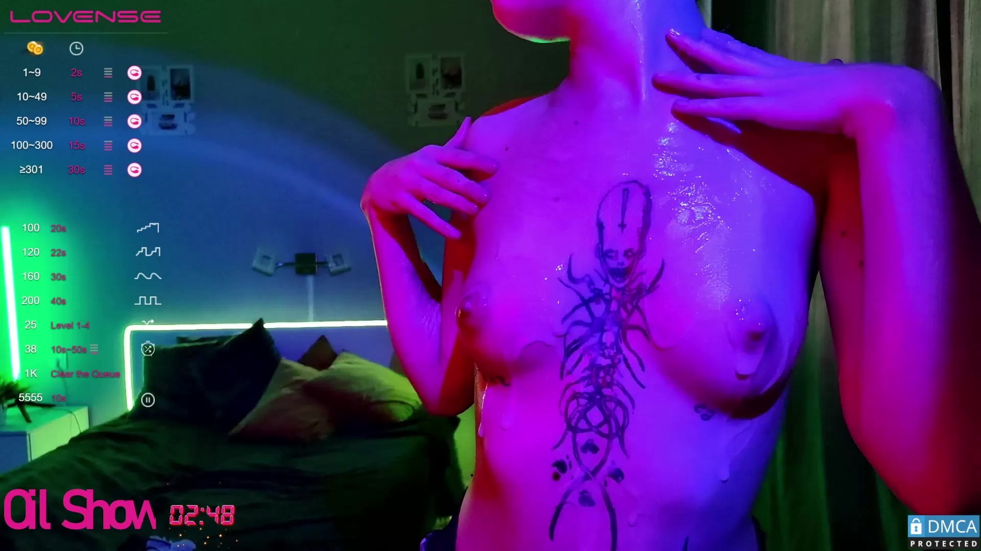 Model - Dead_Moon striptease