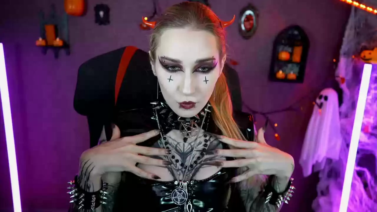 Model - Amy Goth fetish