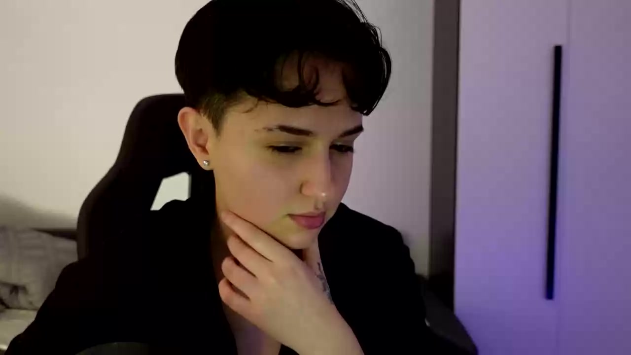 Model - DomAresNoir roleplay