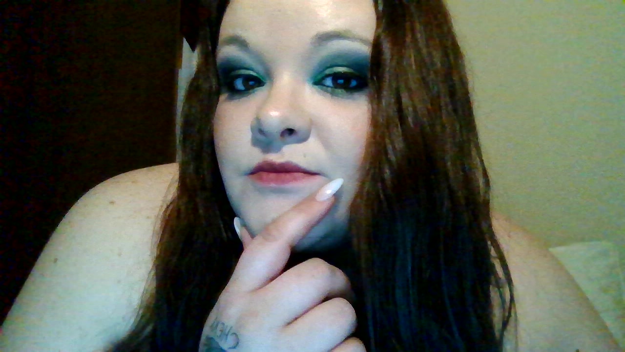 Model - Madame Boo curvy