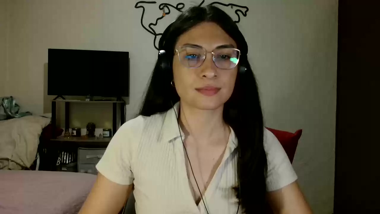 Model - CheeryMia sexy