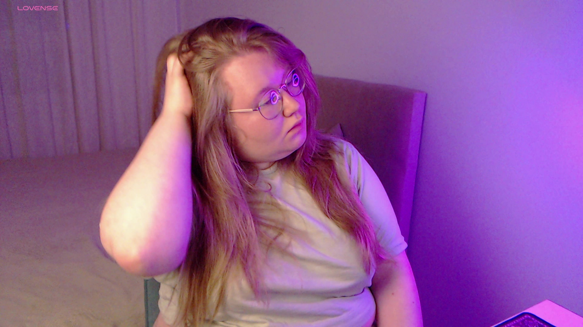 Model - Anya Muna anal