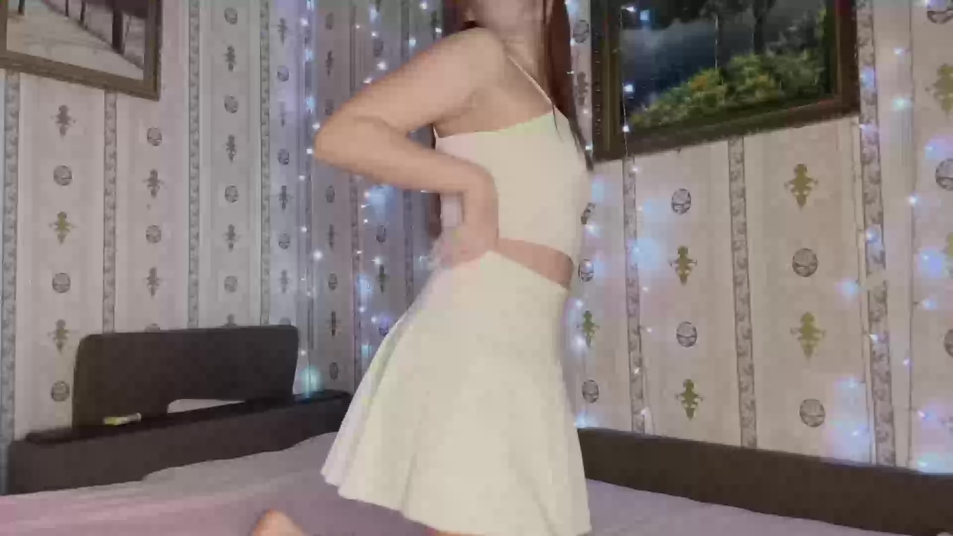 Model - Wendy Oops striptease