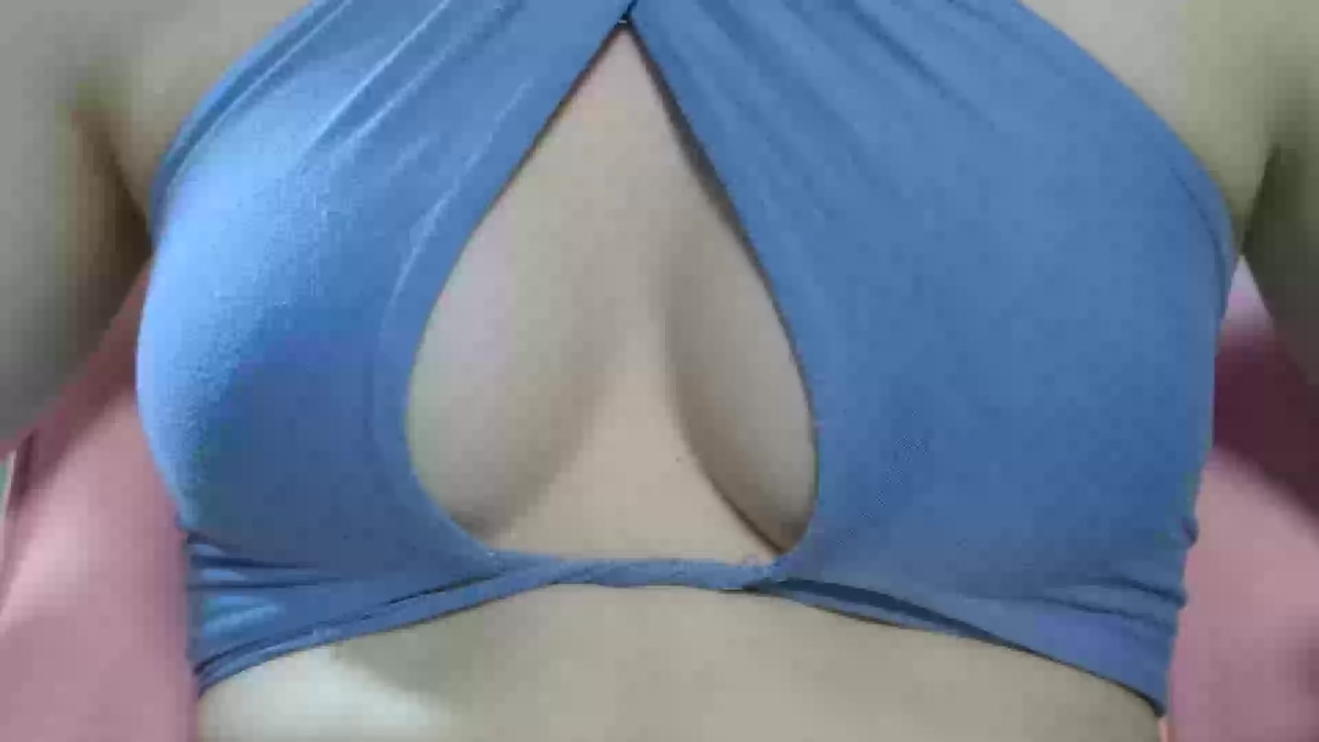 Model - Megan_Lora3 striptease