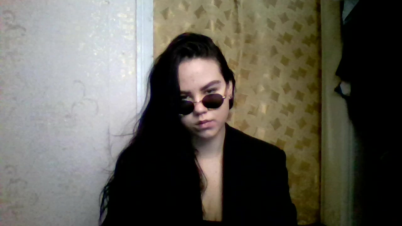 Model - Matilda longlegs