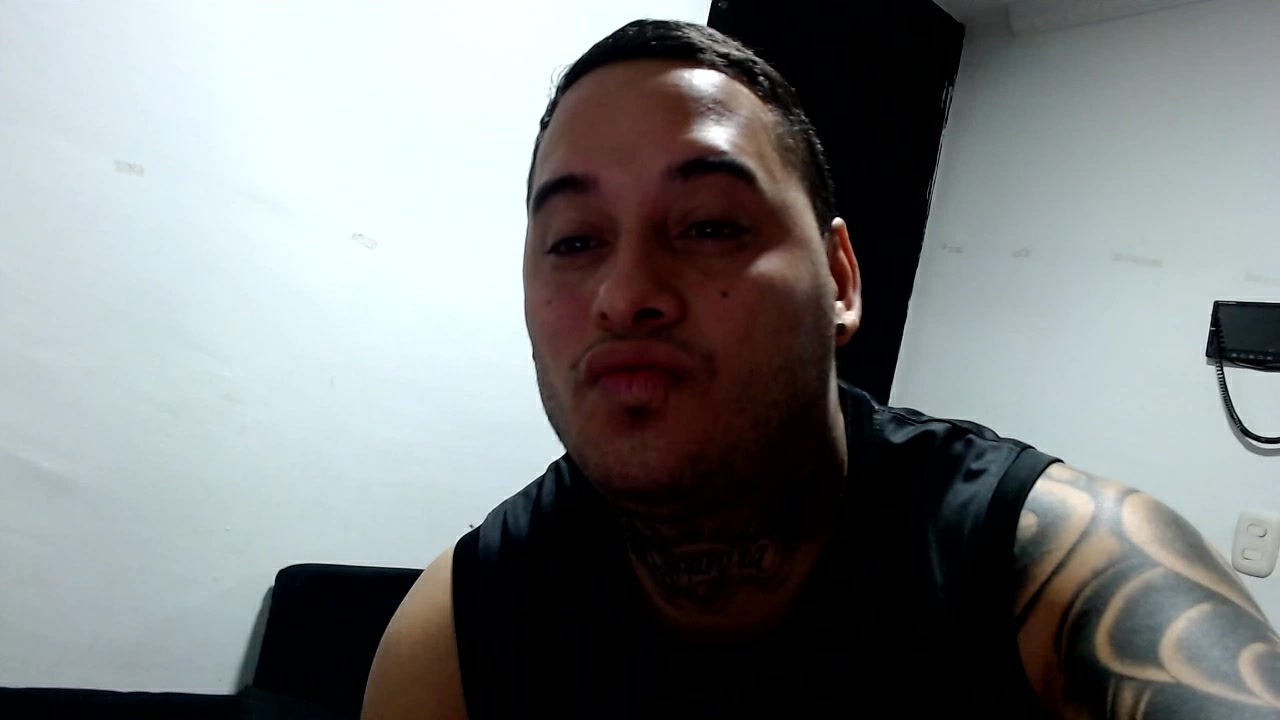 Model - SebasHill dirty