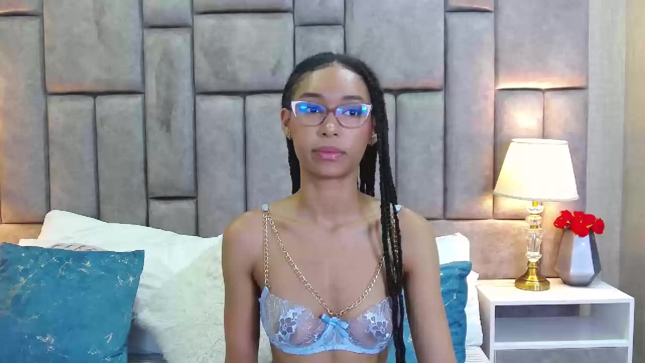 Model - EmilyWise dildo