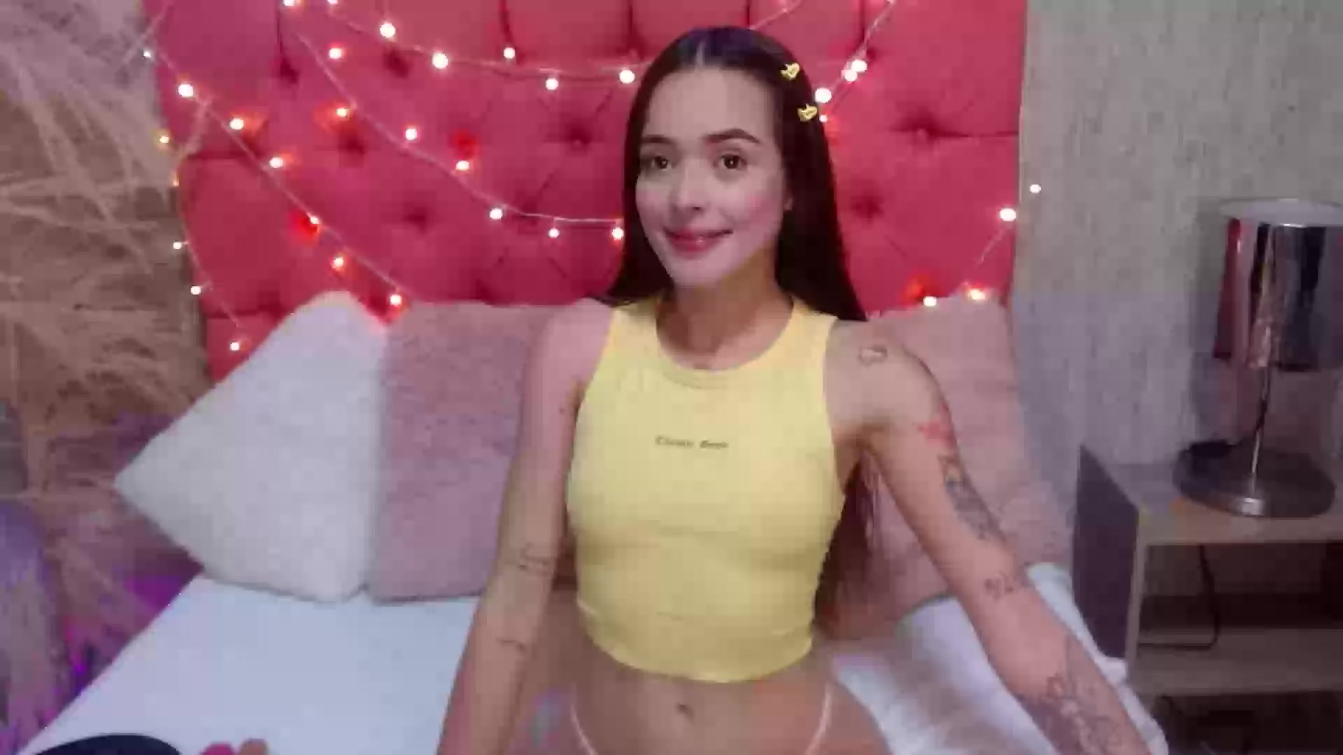 Model - Emilydilucas blowjob