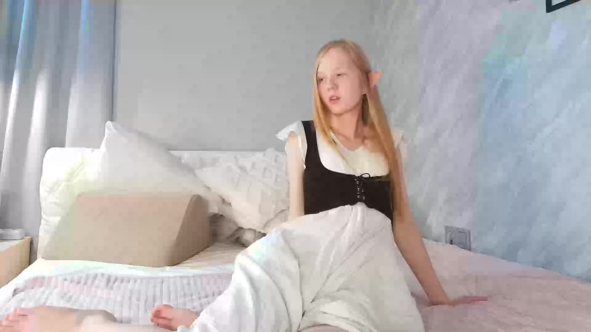 Model - Liandra teen