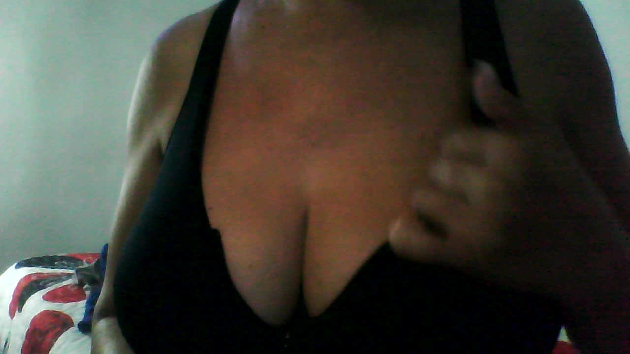 Model - thaliana milf