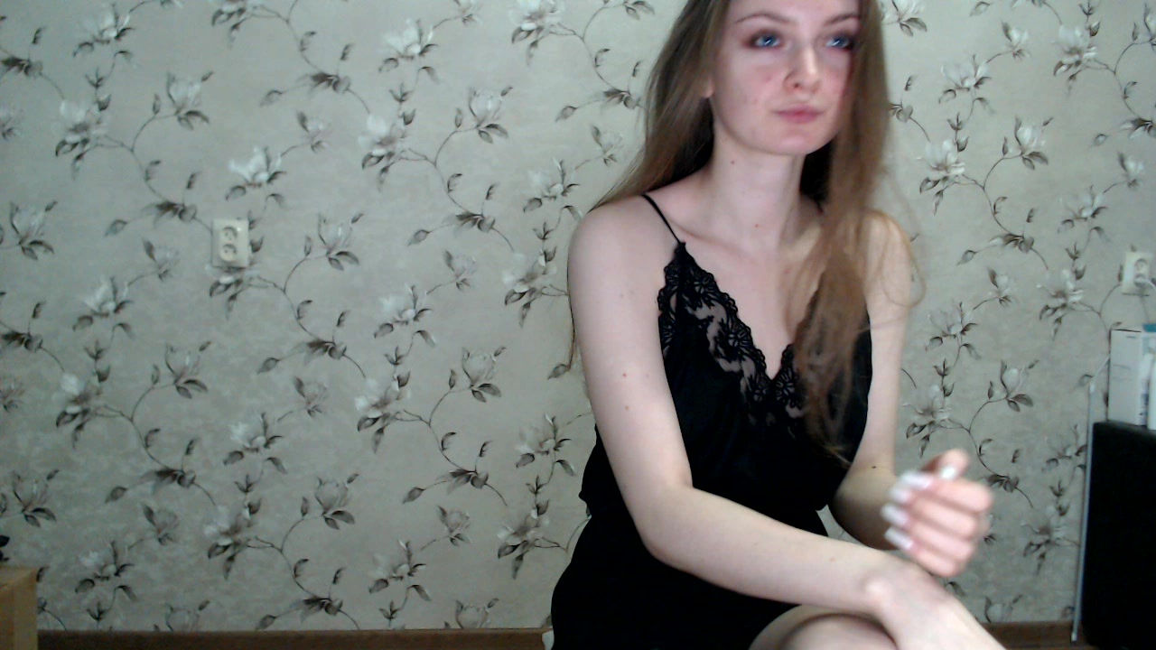 Model - Elizabeth Owl anal