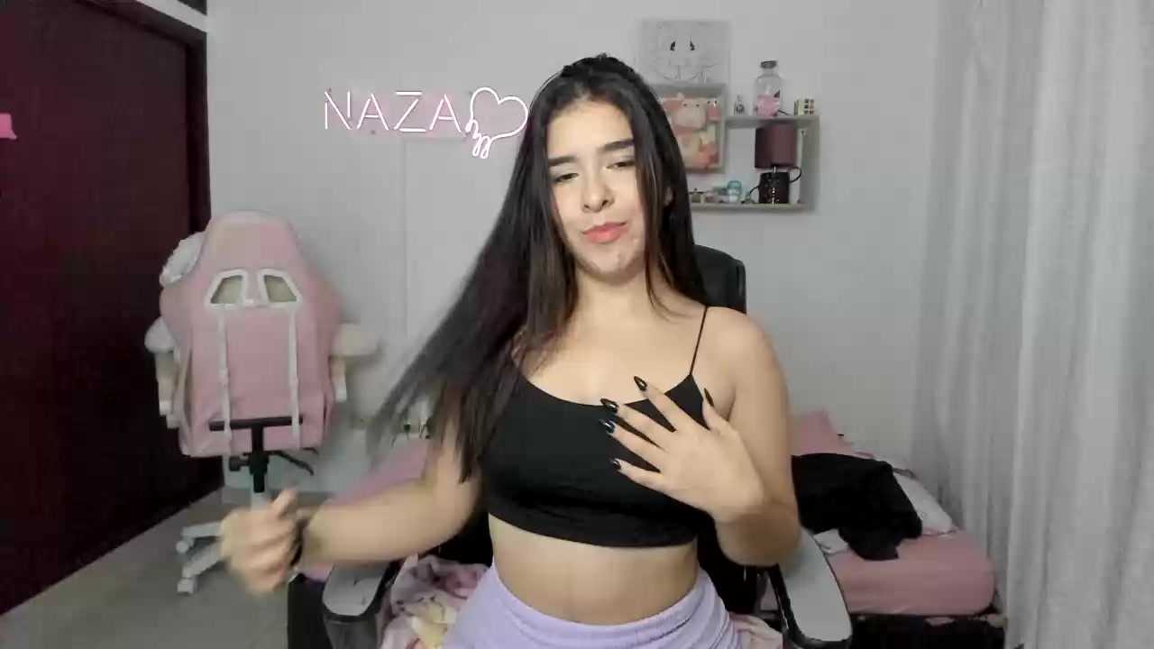 Model - Nazaq latina