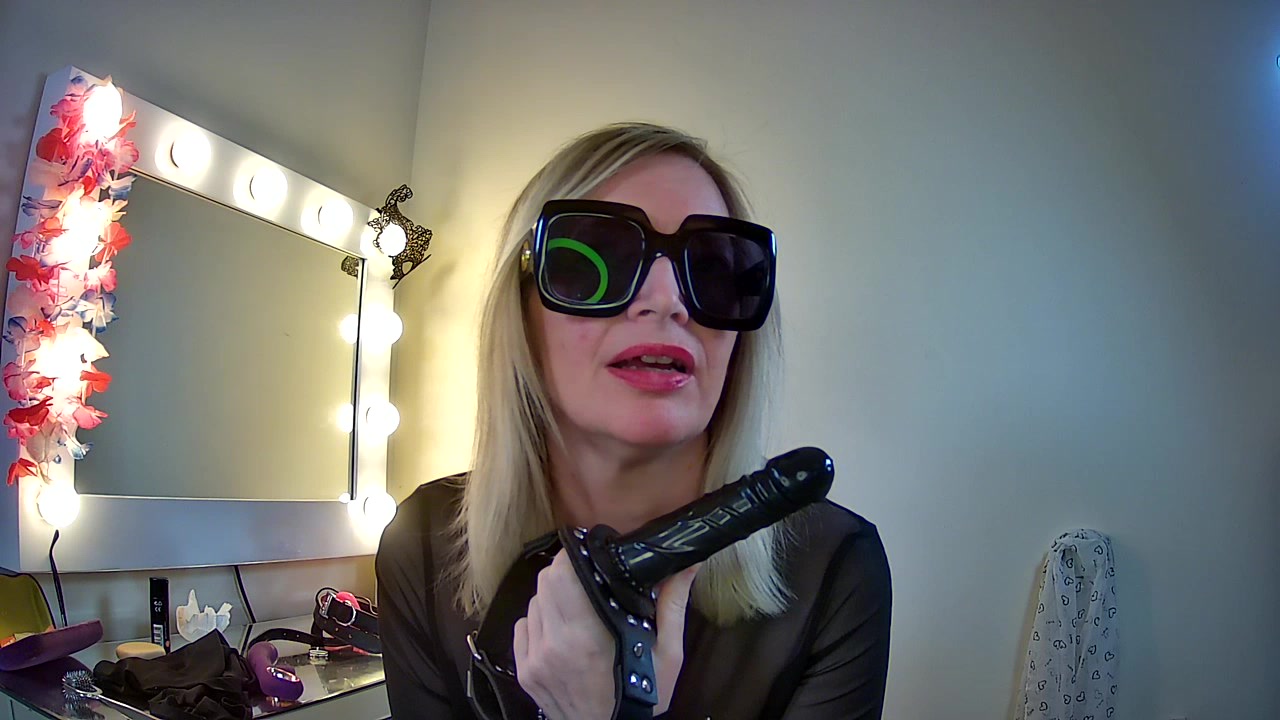 Model - Goddess_Hussy kinky