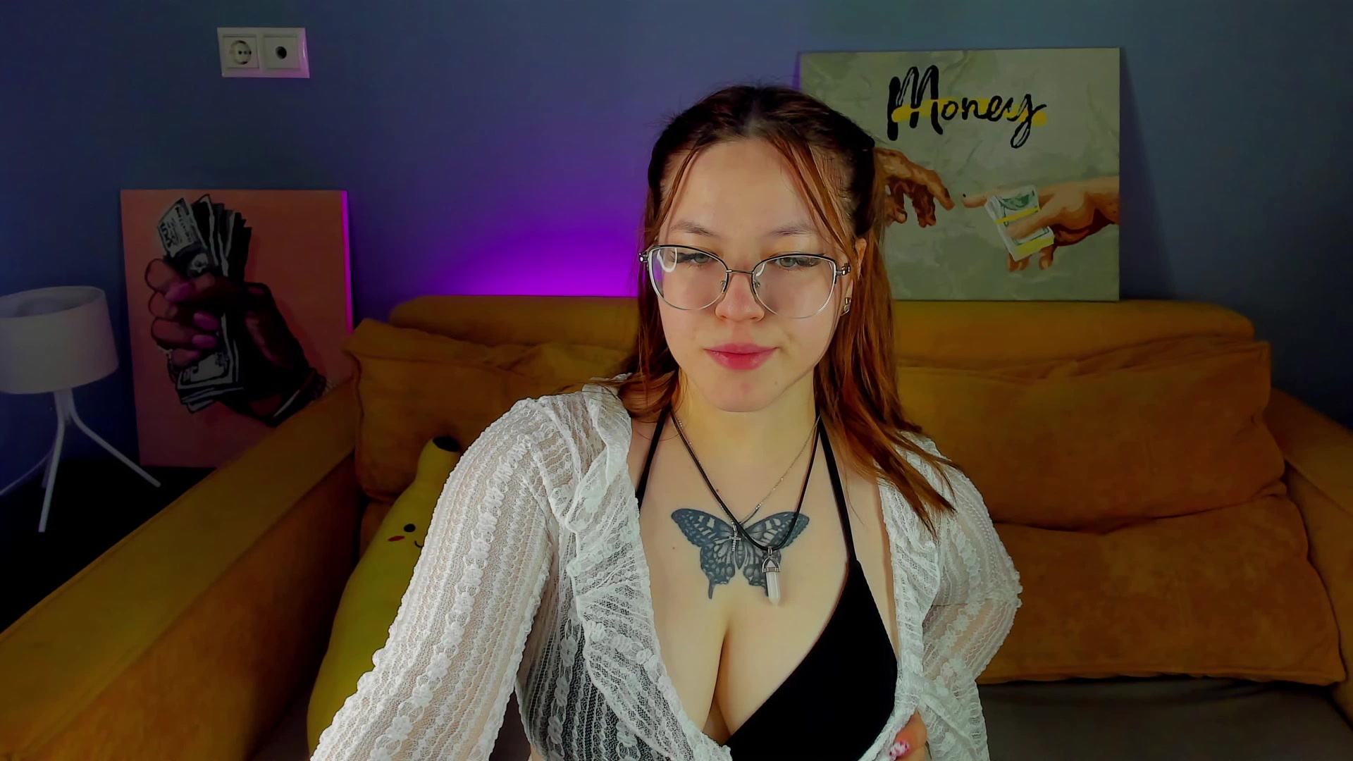 Model - Krysadapp curvy