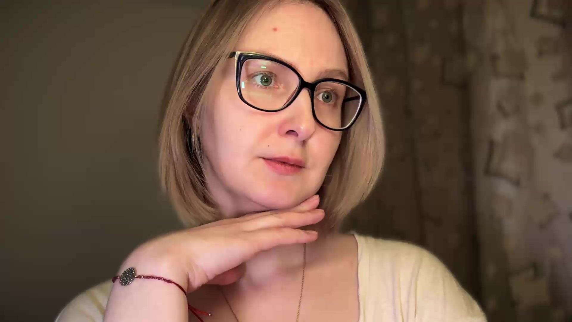 Model - Kira Dea fetish